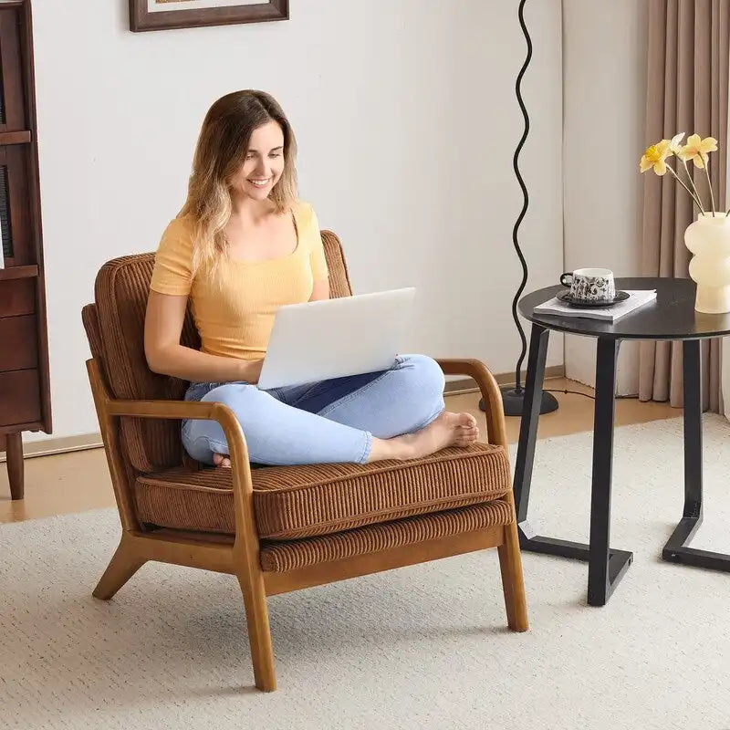 Mid-Century Modern Off-White Linen Accent Chair with Solid Wood Armrests